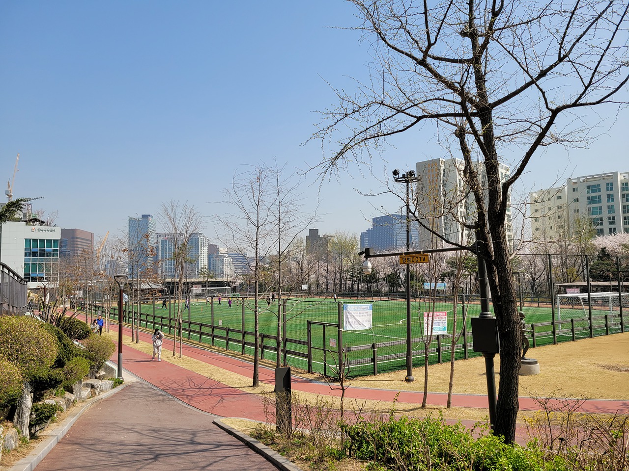 让足球这一 让足球这一